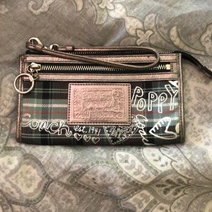 Coach Poppy Wristlet